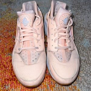 Nike Air Huarache Light Pink